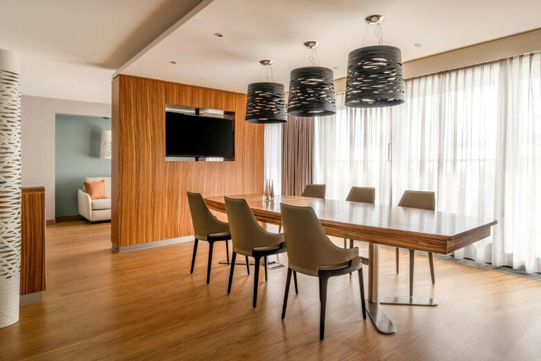 Hotel Zurich Marriott