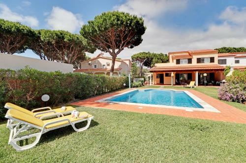 Villa Vila Gale�o