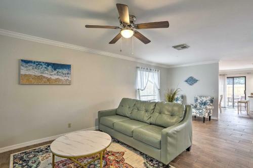 Palm Beach Gardens Townhome - 6 Mi To Beach