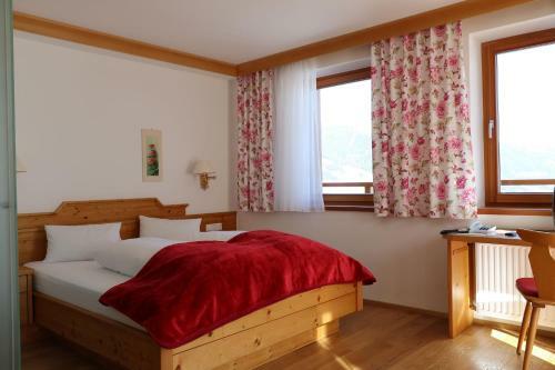 Hotel Sch�ne Aussicht