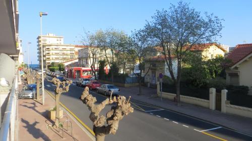 Apartamentos Le Neulos,av Roussillon Canet-plage