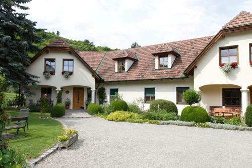 Hostal Weinberghof Ilkerl