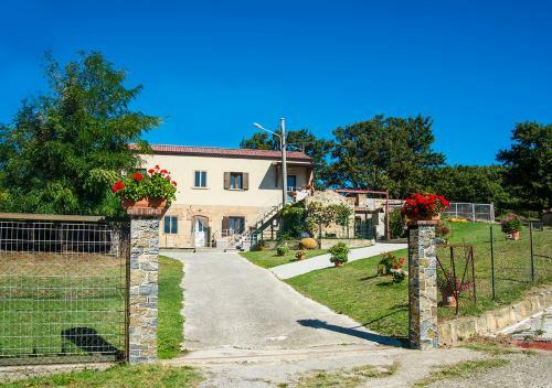Agroturismo Le Pitture Casa Di Campagna