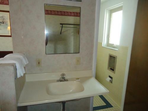 Motel Budget Host Inn Somerset