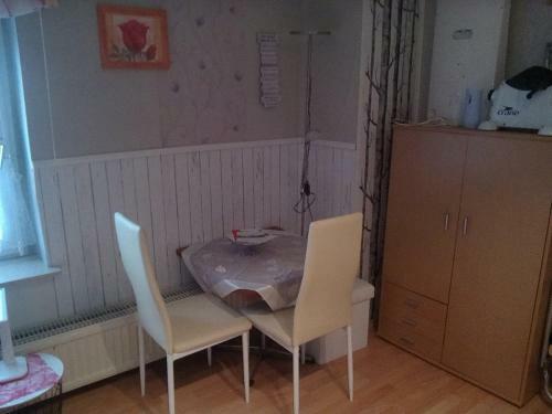Apartamento Ferienwohnung Monika Sta�furt Ot �llnitz