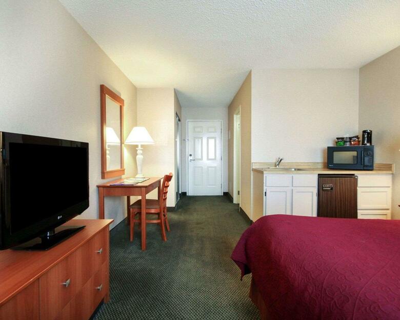 Hotel Quality Inn Airport East
