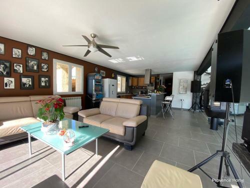 Villa Luxueuse Propri�t� Luberon - Piscine Chauff�e � 30 Hiver