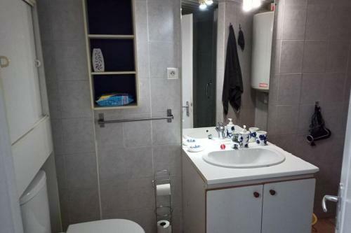 Maisonnette Calme � 2 Pas Du Bord de Mer