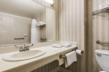 Hotel Days Inn - Toronto East Lakeview