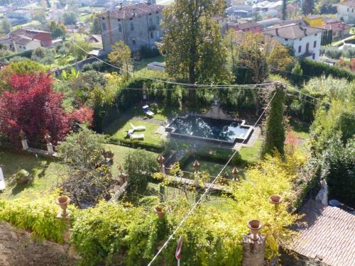 Villa Would You Like To Live Like A King/princess ?