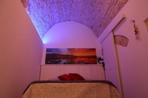 Hostal Room 20 - Piccola Camera In Pietra Bianca