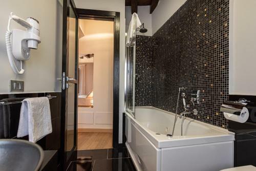 Hotel Gratteri Resort