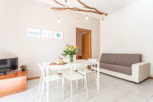 Apartamento Casa Vacanza Trentapassi Rivabella 2-6 Posti Letto
