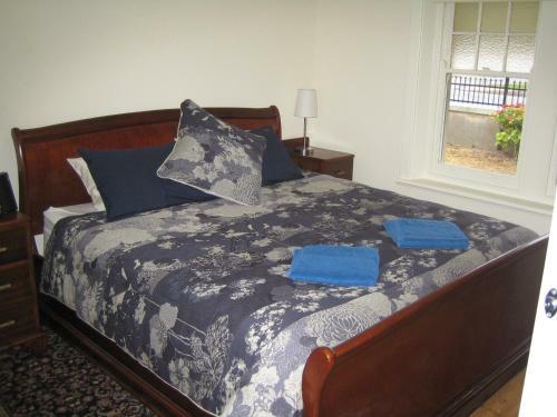 Bed & Breakfast Macdonnell House Naracoorte