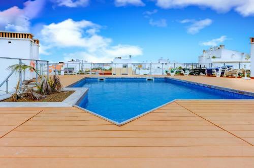 Rooftop Pool Two Bedroom Apartment In Alvor