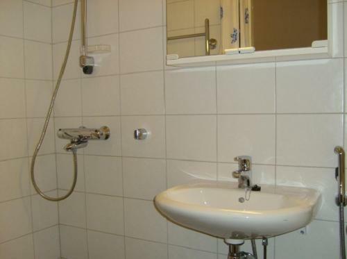Essexhome Apartments