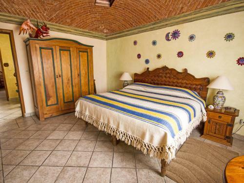 La Casa de Las Bugambilias - Boutique Villas Xichu
