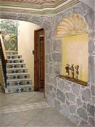 La Casa de Las Bugambilias - Boutique Villas Xichu