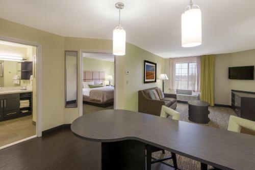 Hotel Candlewood Suites Del City