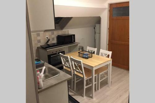 Apartamento F2 Bis Proche de Toutes Commodit�s