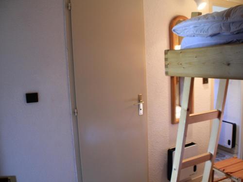 Apartamento Appartement Ch�tel, 1 Pi�ce, 3 Personnes - Fr-1-200-345