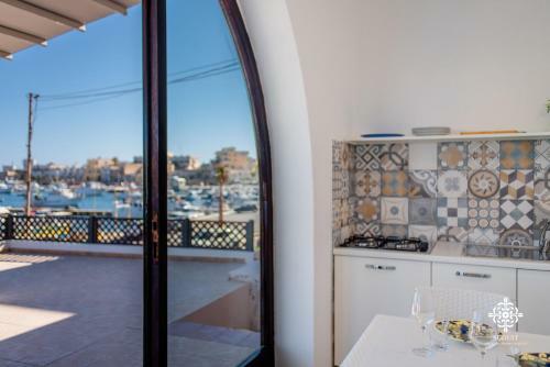 Kalammare Apartments - Deluxe Fronte Mare