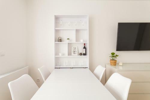 Design Apartment / 2 Room / Central / Contactless Check-in