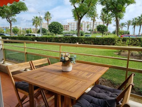 Apartamento Vistas Al Mar de La Pineda!