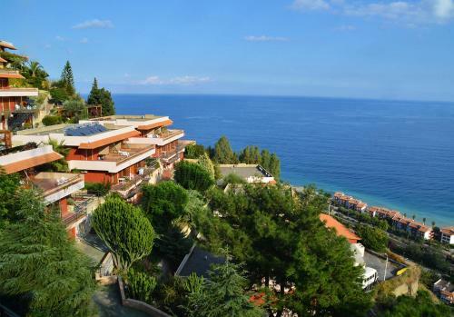 Aparthotel Residence Letojanni Taormina
