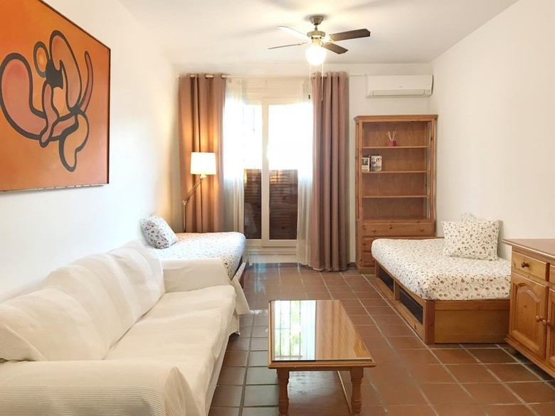 Apartamentos Tur�sticos La Mundial