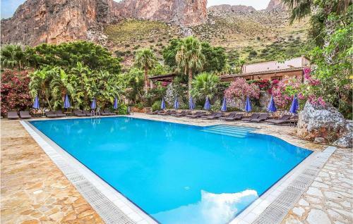 Beautiful Apartment In Macari With 2 Bedrooms