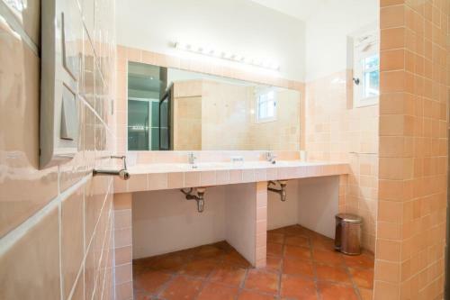 Apartamento The Magnificent Setting Features The Gentle Rolling Hills And Fragrant Wine
