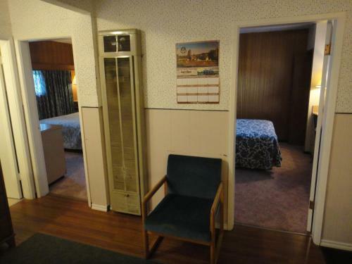 Airport Inn Motel & Rv Park