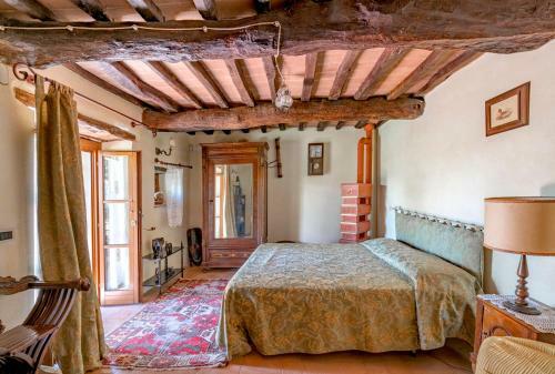 Villa Tuscan Farmhouse With Swimming Pool