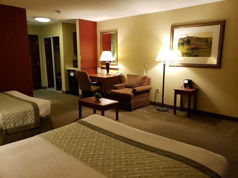 Hotel Hawthorn Suites Wichita West