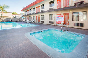 Hotel Rodeway Inn Fresno