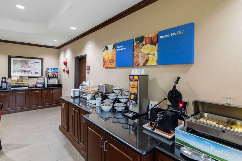 Hotel Comfort Inn Near Unt