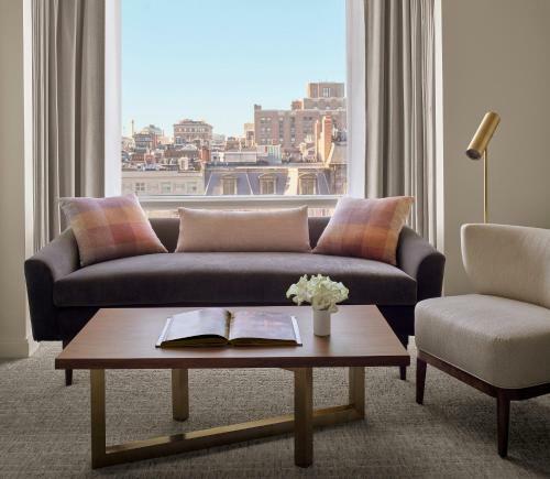 Hotel The Newbury Boston