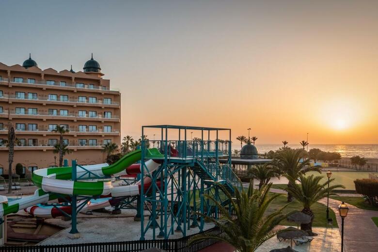 Hotel Alegria Colonial Mar