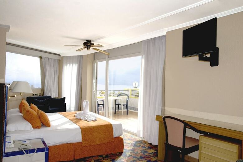 Playalinda Aquapark & Spa Hotel