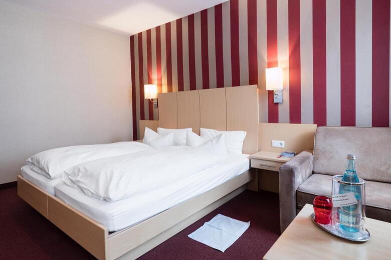 Hostal Hotel Garni Deutsches Haus
