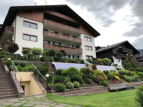 Apartamento Appartements Arnica