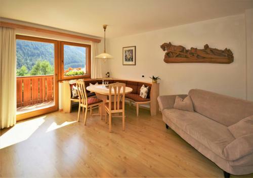 Apartment Larj�i