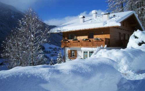Apartment Larj�i