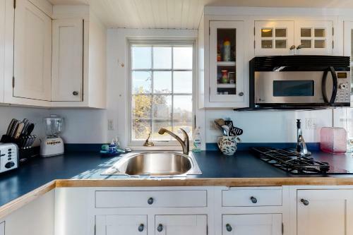Cliff House Beach Retreat