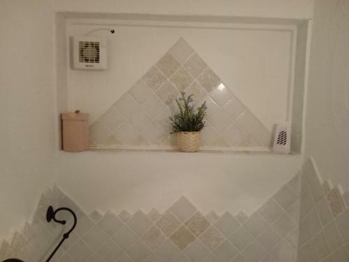 Zuni House