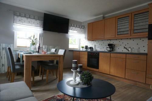 Apartamento Ferienwohnung Am Dorfplatz