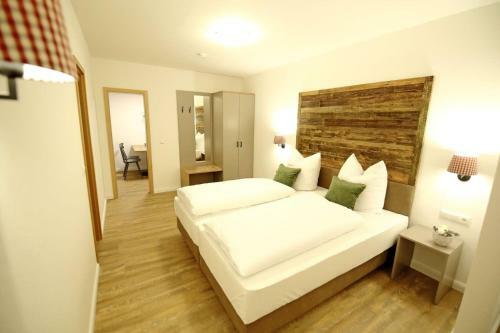Aparthotel Deutscher Kaiser Ferienwohnungen