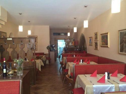 Hostal Weinstube Heigl Restaurante Pizzeria Puccini