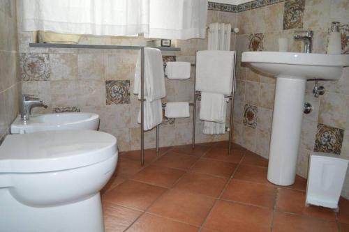 Etnalodge Converted Palmento (Sleeps 7, Self-catering)
